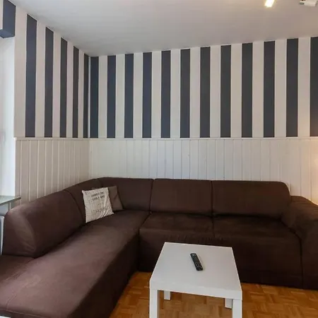 Group House Heine Ferienhaus *
